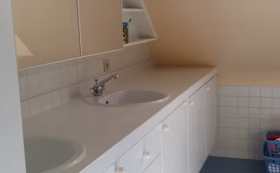 Kot bij bewoner te huur in Lauzelle