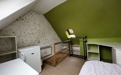 Kot (kamer in huis delen) in Namen Centrum