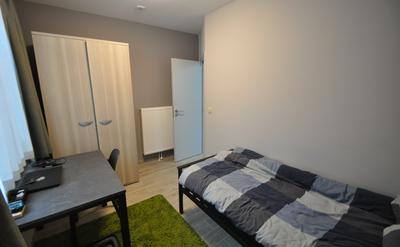 Kot (kamer in huis delen) in Namen Centrum