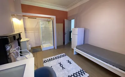 Kot (kamer in huis delen) in Salzinnes