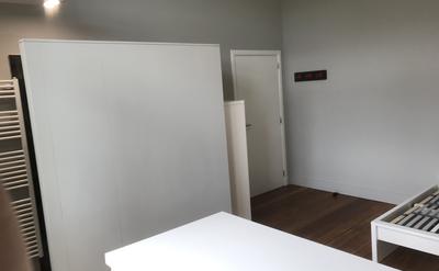 Kot bij bewoner te huur in Salzinnes