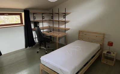 Kot bij bewoner te huur in Namen: andere