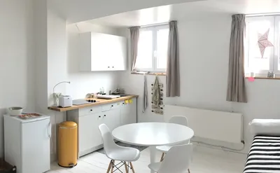 Kot in owner's house for rent in Etterbeek