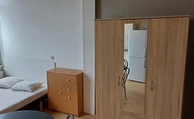Kot/room for rent in Laveu